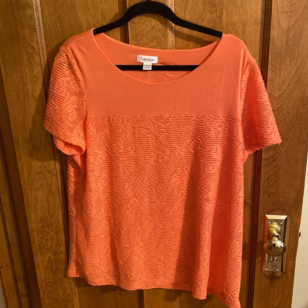 Calvin Klein lined Short sleeve top - size XXL - polyester